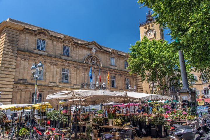 Aix-en-Provence Guided Walking Tour (private) image