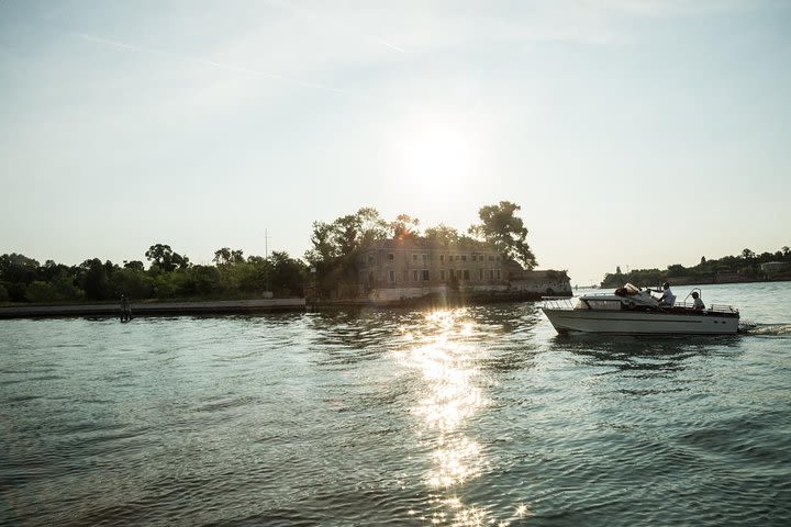 Private Cruise: Historical Fortifications in the Lagoon of Venice image