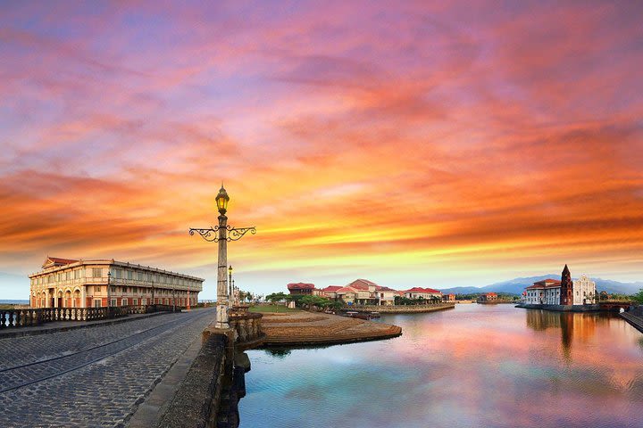 Helicopter Tour to Las Casas Filipinas de Acuzar image