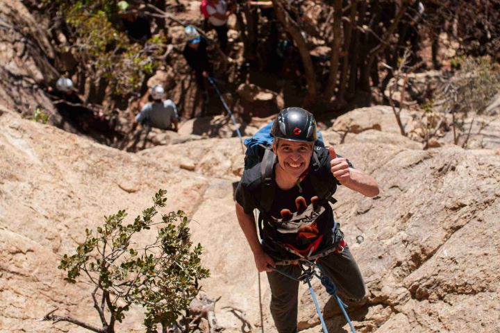 Tour de Escalada en Roca: Aventura en el Cajón del Maipo image