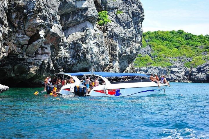 Angthong Marine Park Snorkel & Kayak Adventure image