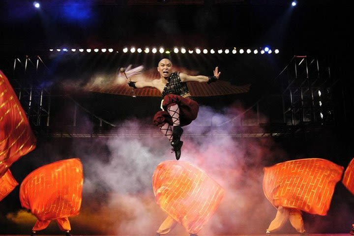 Beijing Evening Kung Fu Show In Red Theater With Private Transfers image