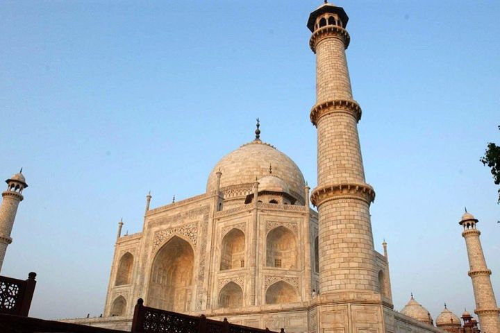 Taj Mahal and Agra Fort - Private Day Tour from Jaipur (by Road) image