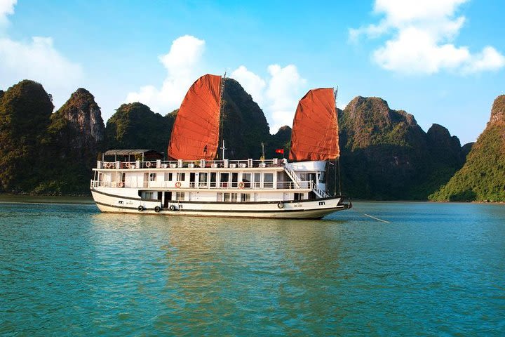 Halong Bay 2 Days with Apricot Cruise 3 Star image