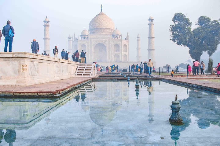 From Delhi: Private Taj Mahal Sunrise & Sunset 2-Day Tour image