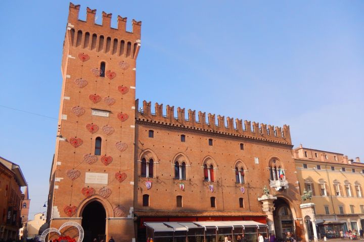 Ferrara City Center Private Walking Tour image