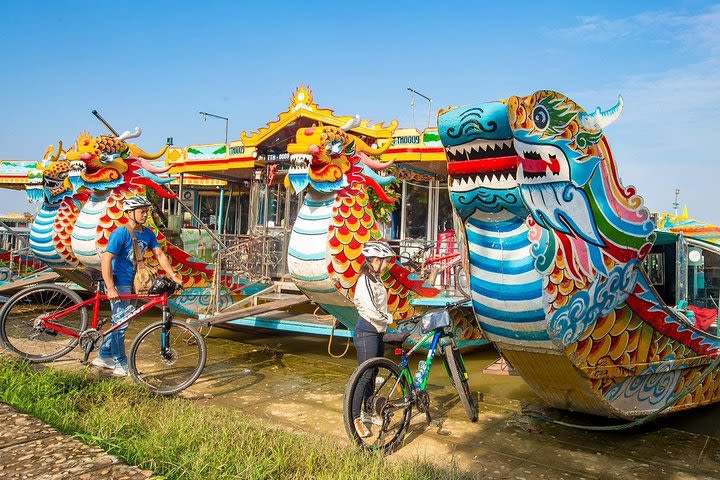 Hue Day Tour - Bike to Thuy Bieu Village image