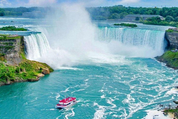 Niagara Falls Day Tour from Toronto image