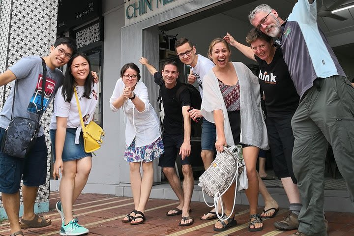 Small-Group Food Tour With Hawker Center: Eat Like A Local image