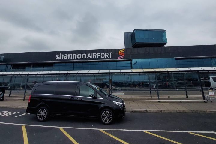 Dingle to Shannon Airport Premium Car Service image