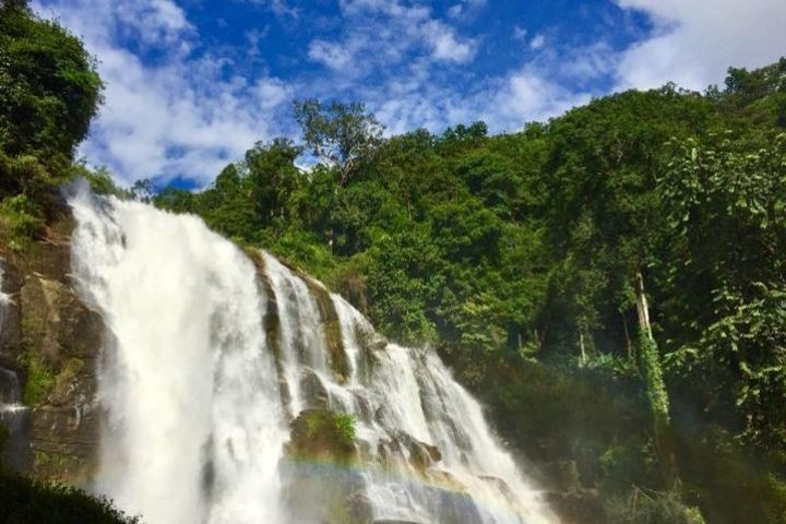 1 Day Doi Inthanon Private tour ( Hiking and Sightseeing ) image