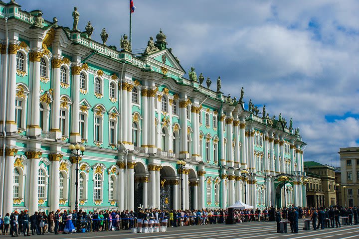 Hermitage VIP Ticket with Concierge Service image