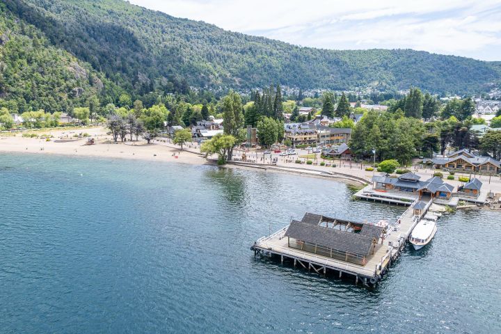 San Martín de los Andes & Seven Lakes Day Trip image