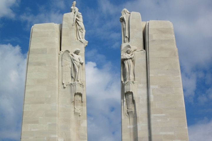 Vimy & Somme Battlefields private day trip from Lille image