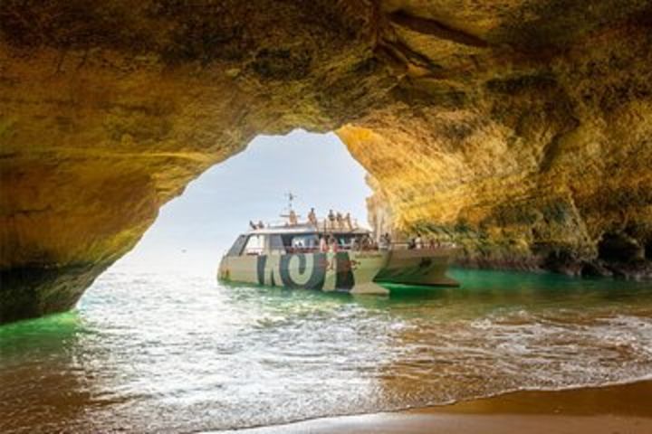 Caves and Coastline Cruise from Albufeira to Benagil image