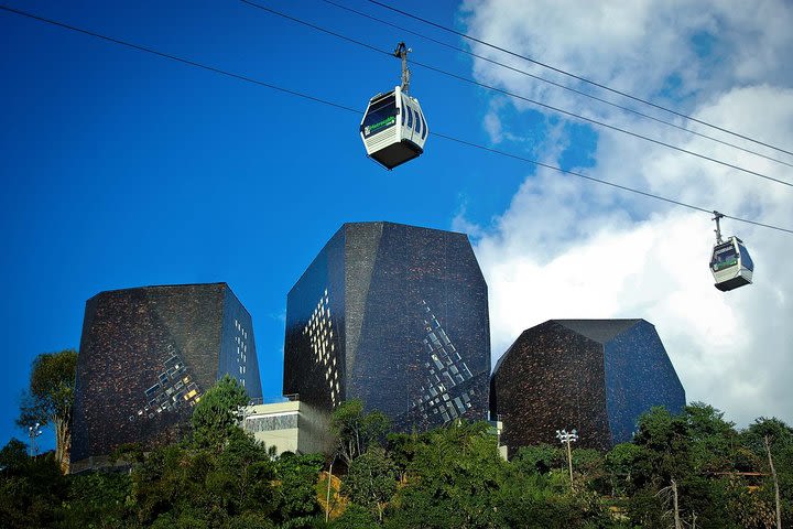 Medellin: From violence to innovation (Virtual Guided Tour) image