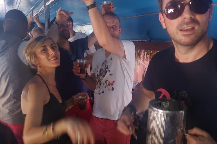 Santo Domingo Party Bus Experience with Barman and DJ (For 10-20 people) image