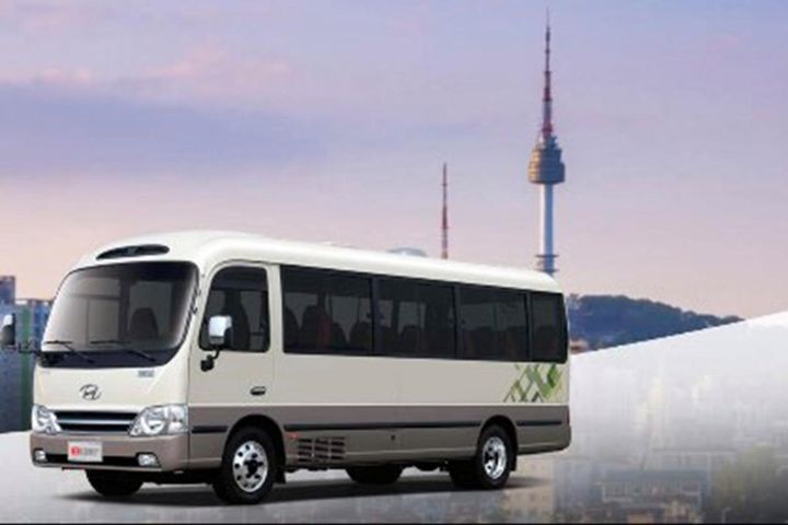 Seoul Airport Minibus Transfer image