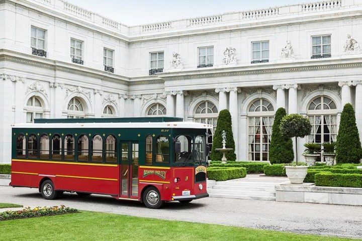 Newport Trolley Tour with Breakers - Viking Tours image