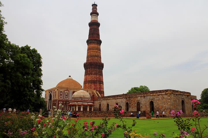 Private Walking Tour: South Delhi Heritage including Qutub Minar and Mehrauli Archaeological Park image