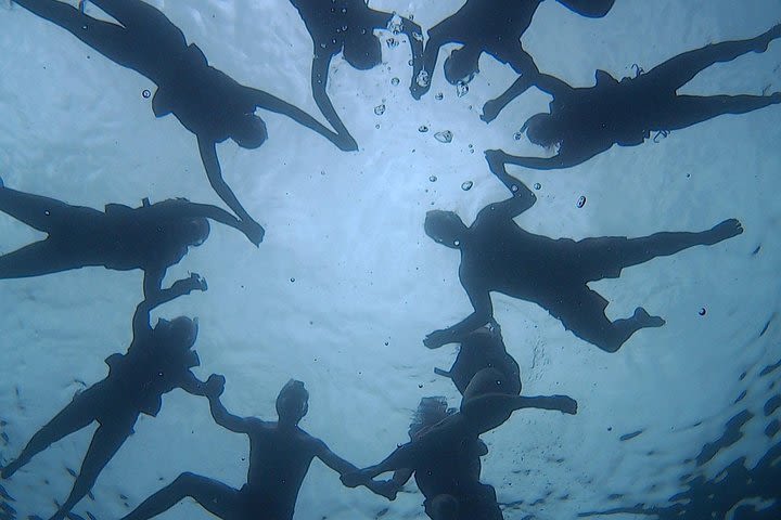 Kayaking and Snorkeling on la Costa Brava Small group image