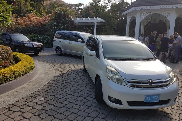 St. Lucia Airport Transfer (UVF) - Complimentary Coffee, Tea, Cold Beverages image