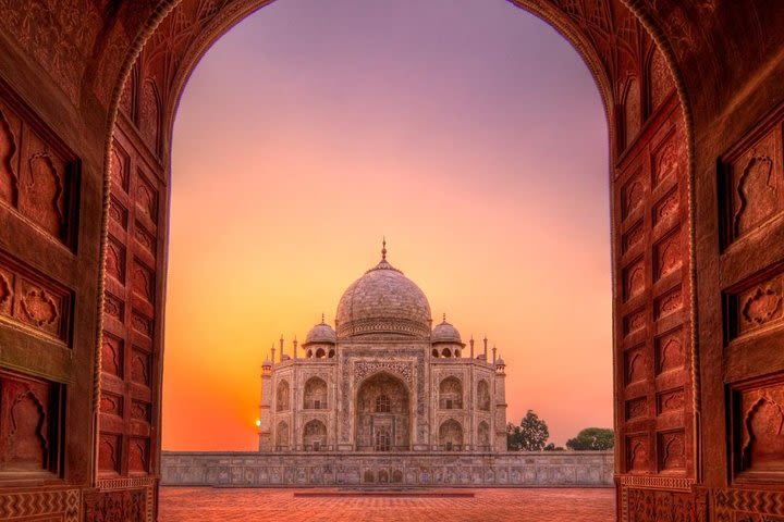 Skip The Line:Taj Mahal & Abhaneri Step Well Tour From Jaipur With Entry & Lunch image