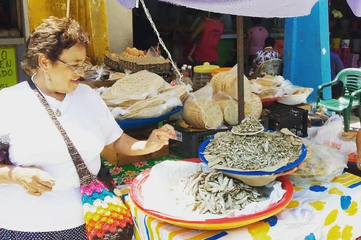 Foodie tour, tasting Mexico in every bite! image