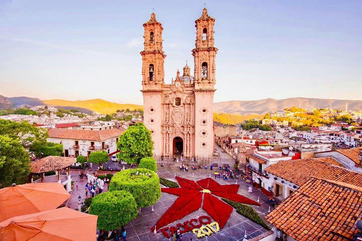 Silver City of Taxco: Full Day Tour from Mexico City image