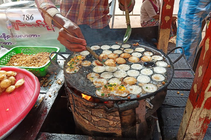  Yangon Walking Tour (Culture) image