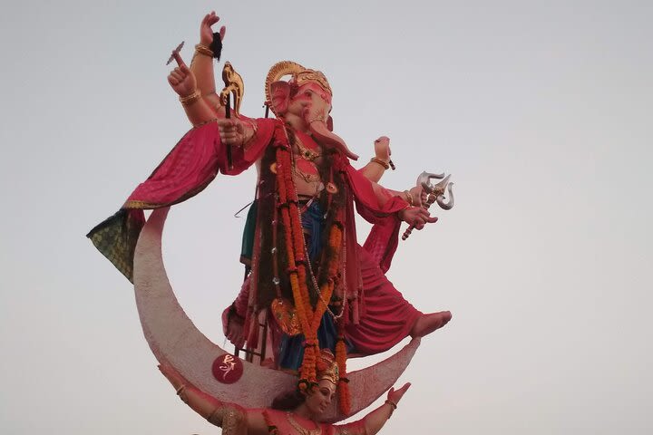 Ganesh Festival Pandal Tour image