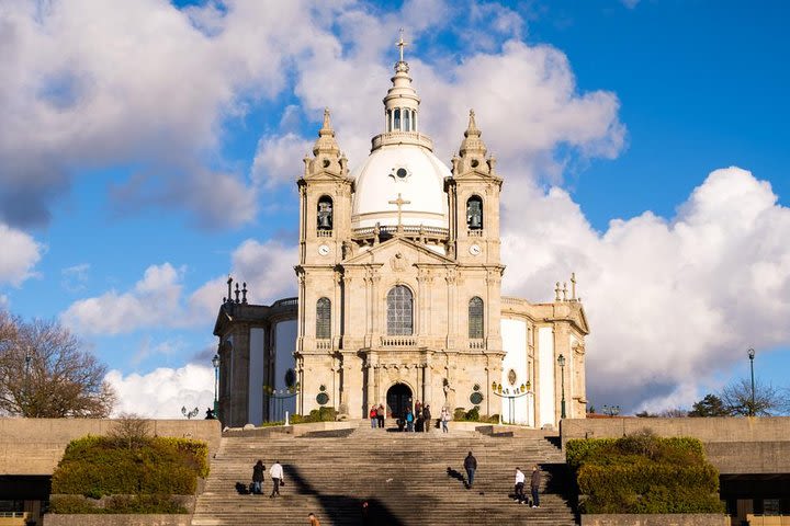 Minho Tour Private (Braga and Guimarães) Full Day image