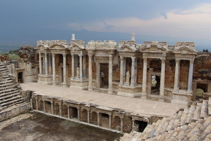 private pamukkale tour for group and family 5 to 6 people image