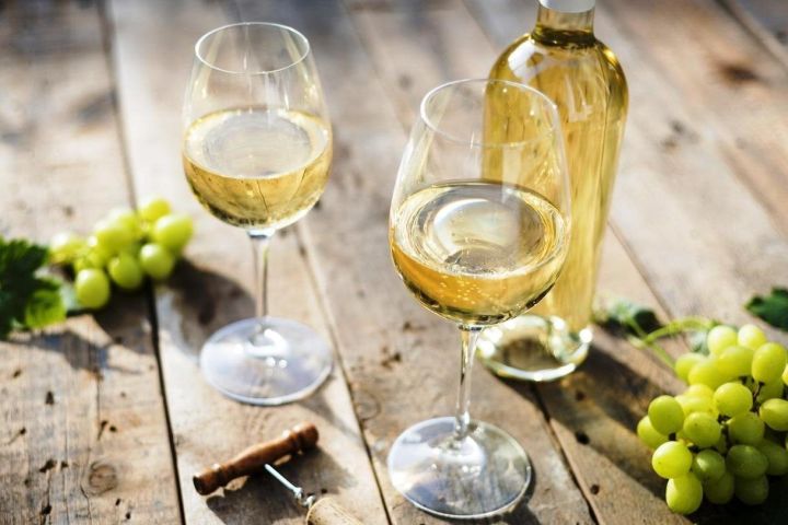 Malbec Wine & Urban Art Tour image