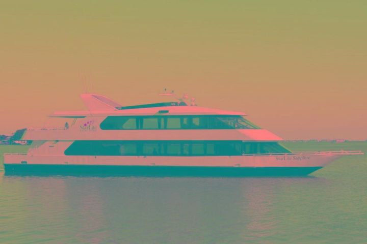 St. Petersburg Daytime Yacht Cruise with Lunch image