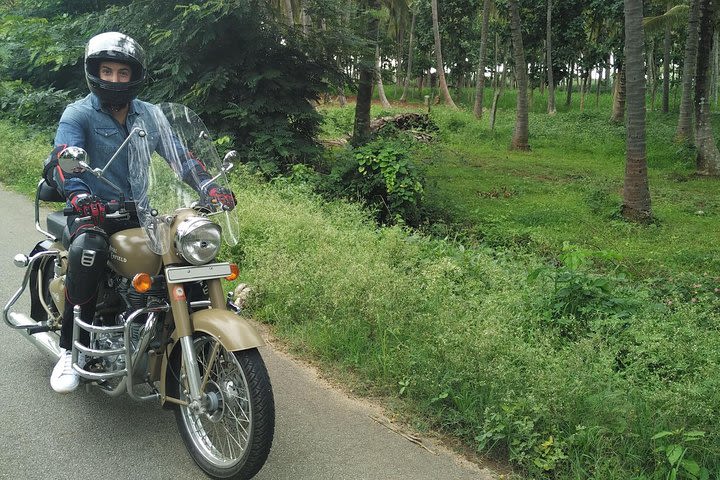 Motorcycle tour from Mumbai to Karla & Buddhist Caves image