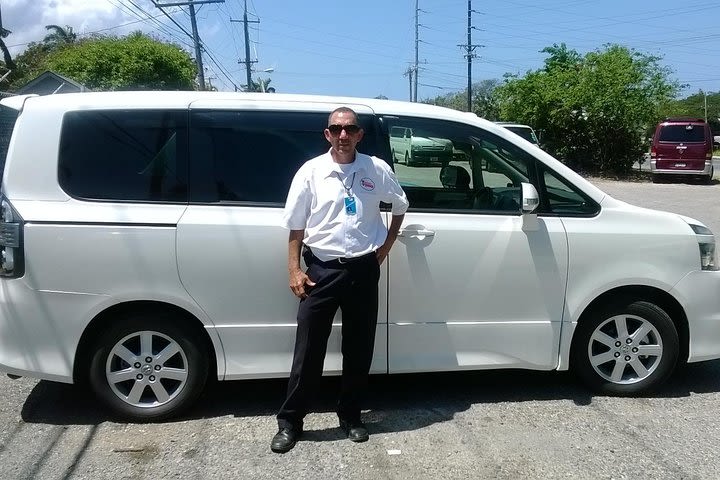 Shuttle Service from Runaway Bay Hotels to Ocho Rios Attractions image