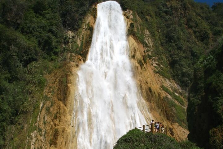 Tour to the Chiflón Waterfalls and Montebello Lagoons image