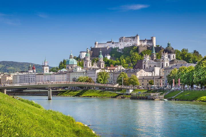 Customized Private Tour to Salzburg for Cruise Guests from Linz or Passau image