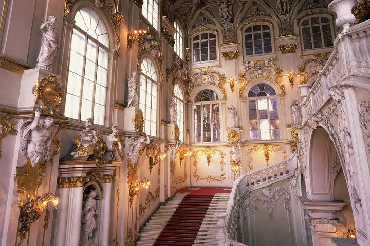 1-Day St Petersburg PRIVATE ALL INCLUSIVE Tour 4 Museums skip-the-line image