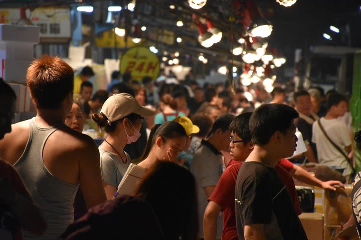 Keelung Midnight Fish Market Adventures image