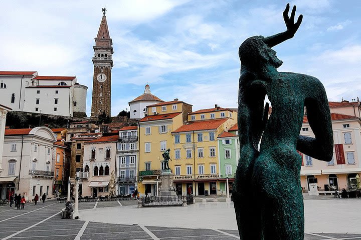 Piran walking tour with local  image