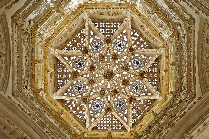 Guided visit to the cathedral of Burgos image