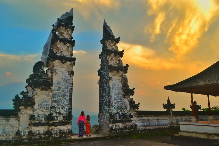 Private Tour : The Gates of Heaven Lempuyang image