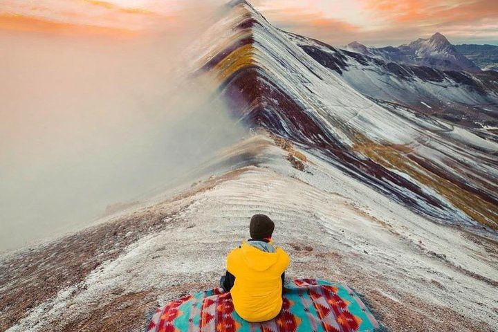 Full Day-rainbow Mountain image