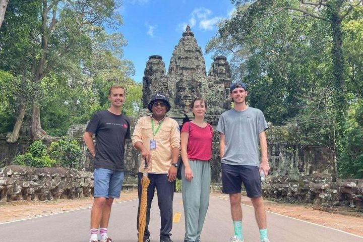 Private Sunrise Angkor Wat Tour image