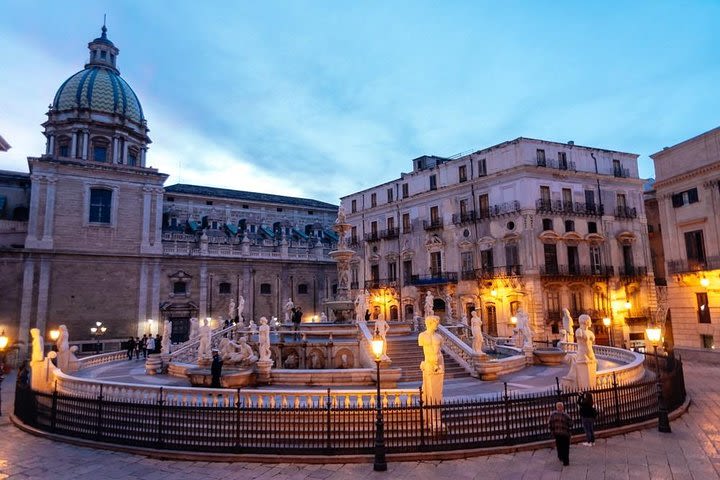 The Charms of Palermo at Night: Private Kickstart Tour with a Local image