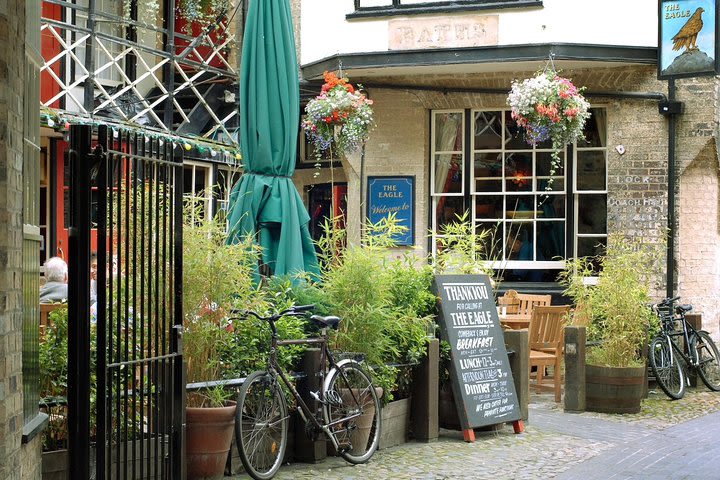 Historic Cambridge: A Guided Walking Tour image