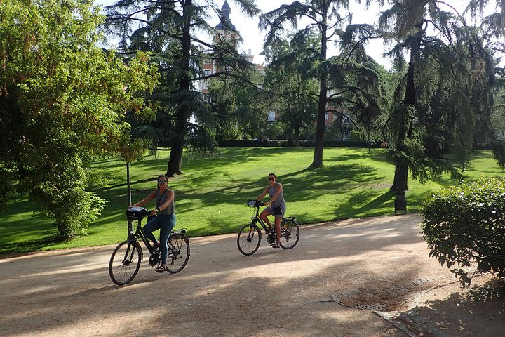 Private Madrid city bike tour image