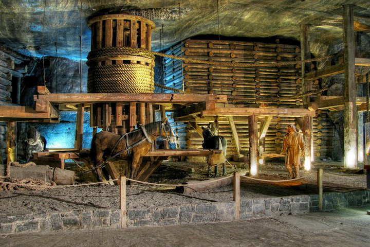 Krakow and Salt Mine Visit - Full Day Tour from Warsaw by private car  image